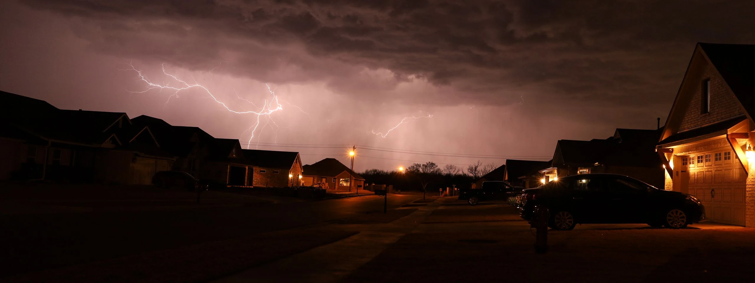 Anticipate climate hazards across electricity networks